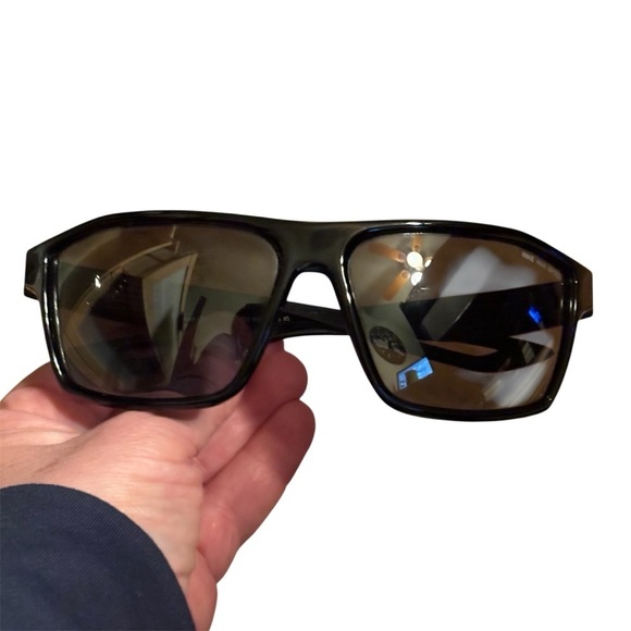 Nike LEGEND Men's Sunglasses EV0940 010 Black/Volt Swoosh Gray Lenses - Picture 2 of 9